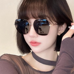 Gafas de sol rectangulares de moda para mujer, montura completa, polarizadas, protección solar UV400, estilo adulto - Product Image 3