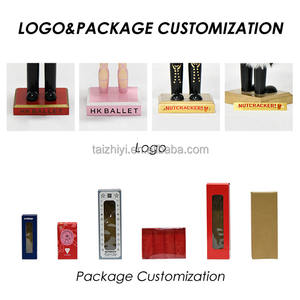 Casse-noisette en bois d'instrument de musique traditionnel allemand avec logo personnalisé - Product Image 2