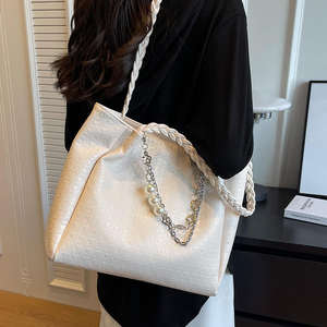 New PU Fashion Zipper Shoulder Bag <b>Handbag</b>, Large Capacity Women's <b>Chain</b> Shoulder Bag - Product Image 4