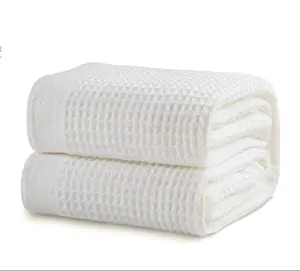 Custom King Size 100% Cotton White Thermal Cellular Weave Waffle Blanket Baby Blanket Breathable Throws And Blanket