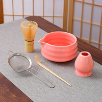 Ensemble de thé matcha blanc, rose et vert, style européen, 4 pièces, bols en céramique, kit d'outils pour le matcha, kit de fouet à matcha en porcelaine, porte-fouet