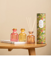 Diffuseur de parfum artisanal sans flamme, écologique, avec bouteille en verre et design ambré pour la décoration intérieure
