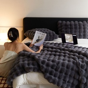 Faux Rabbit Fur Plush Blanket 100x160cm <b>Quilted</b> Soft Warm Bedding Luxury Style Rectangular Solid Color - Product Image 2