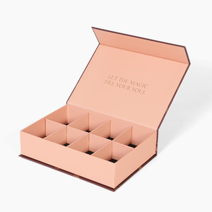 Boîte de luxe rigide en forme de <span class=keywords><strong>livre</strong></span>, personnalisée, avec compartiments pour chocolats, motif graffiti imprimé numériquement, brun-rougeâtre - Product Image 3