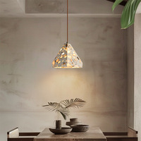 Lampe suspendue de salle à manger moderne simple avec style cool nordique créatif rétro salon lampe de table de bar d'art distinctif