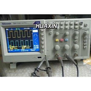 Oscilloscope numérique Tektronix TBS1102 avec sonde TBS 1102 / Fonctionnement parfait - Product Image 2