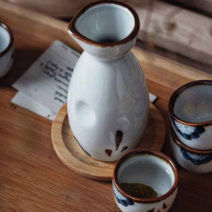 Juego de Decantador y Tazas de Cerámica Vintage Estilo Japonés para Sake y <span class=keywords><strong>Umeshu</strong></span>, para Uso en Casa, Bar o Restaurante, Regalo para Servir Licores - Product Image 6