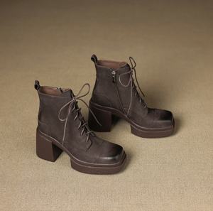 Botas de cuero genuino con cordones delanteros, punta redonda, tacón alto, color sólido, elegantes y versátiles, con capa superior de cuero vacuno. - Product Image 2