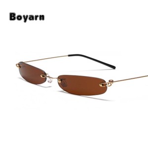 <span class=keywords><strong>Occhiali</strong></span> <span class=keywords><strong>da</strong></span> <span class=keywords><strong>Sole</strong></span> Rettangolari <span class=keywords><strong>Sottili</strong></span> e Piccoli Senza Montatura per Donna 2019 Colore Caramella <span class=keywords><strong>Occhiali</strong></span> <span class=keywords><strong>da</strong></span> <span class=keywords><strong>Sole</strong></span> <span class=keywords><strong>Sottili</strong></span> per Uomo Lenti Trasparenti UV400 Alta Qualità - Product Image 2