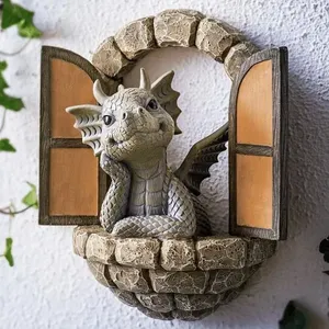Sculpture en résine en forme de dragon, design artistique peint à la main, thème Feng Shui Amour, pour la décoration de jardin, patio et extérieur - Product Image 4