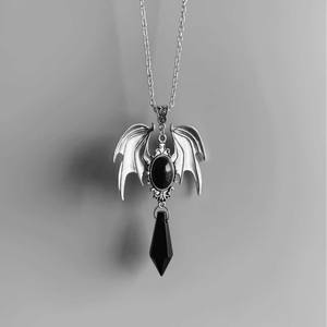 빈티지 고딕 바로크 루비 크리스탈 목걸이 박쥐 날개 디자인 피가로 나비 패턴 빅토리아 스타일 대체 패션 - Product Image 4