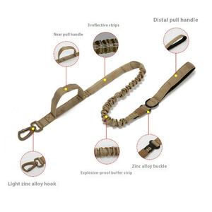 Ensemble de colliers et de laisses tactiques en nylon à double poignée pour chien Corde de traction réfléchissante antidéflagrante Caractéristique élastique Style rembourré - Product Image 2