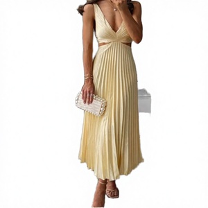 Elegante Vestido Midi de Satén para Mujer, Cuello en V Profundo, Sin Mangas, Plisado, Cintura Imperio, con Recortes, para Fiesta o Casual - Product Image 3