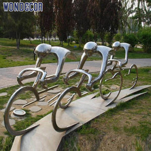Абстрактный дизайн, популярный дизайн, зеркальная полированная Современная велосипедная уличная спортивная садовая скульптура из нержавеющей стали - Product Image 3
