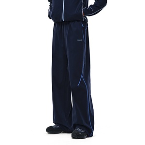 <span class=keywords><strong>กางเกง</strong></span>ขายาวผ้าฝ้าย<span class=keywords><strong>ลาย</strong></span>ตารางแบบลำลองสำหรับผู้ชาย ดีไซน์หลวมทรงตรง แต่ง<span class=keywords><strong>ลาย</strong></span>เส้นตัดกัน สไตล์สปอร์ตกลางแจ้ง คุณภาพสูง - Product Image 1