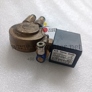 Valve d'origine d'occasion WD R2.335.002/02 EMD-S14-E30-6F pour pièces d'impression offset R2.335.002 - Product Image 4