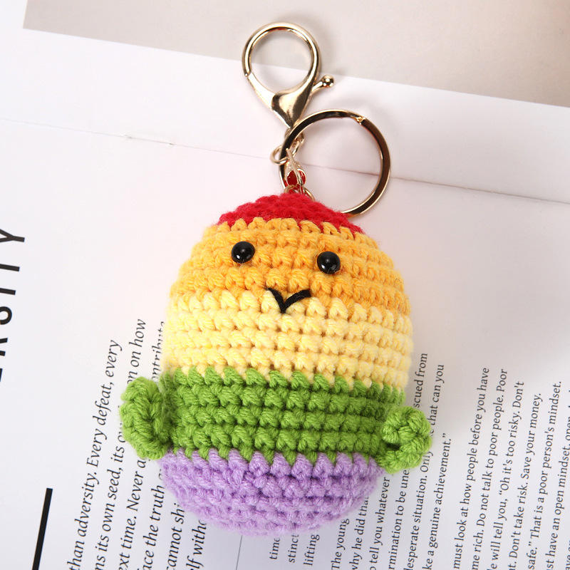 พวงกุญแจโครเชต์เด็กสีรุ้ง