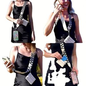 <b>Polyester</b> <b>Lanyard</b> with Metal Hook, Fashionable and Durable for Wedding and Promotional Events - Product Image 3