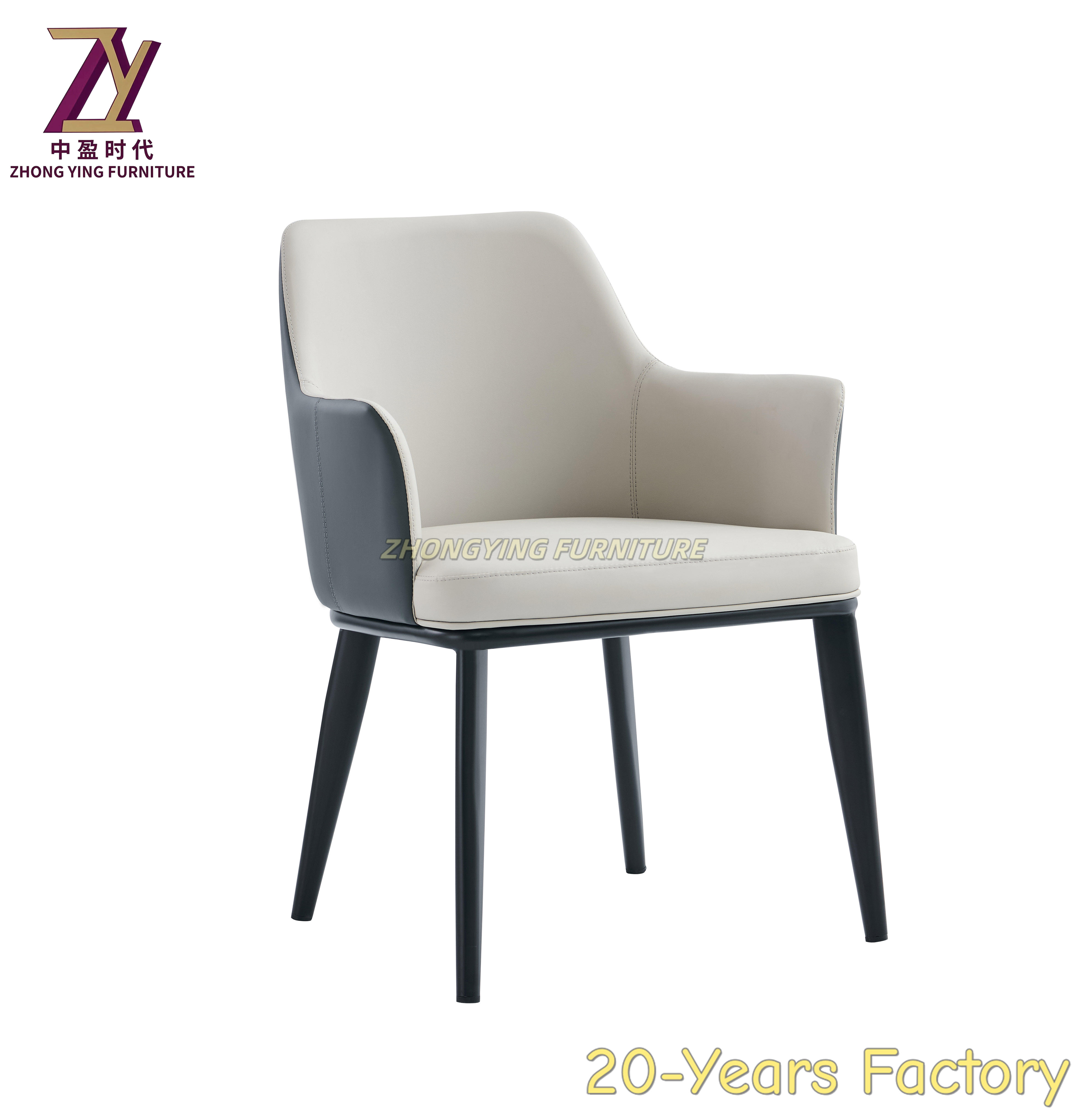 สีเทาเข้ม