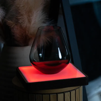 Support d'affichage lumineux LED en acrylique et contreplaqué personnalisé, base d'affichage éclairée RGB pour verre à vin, trophée, figurine, objet de collection