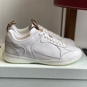 Sneakers blanches classiques de luxe pour hommes - Chaussures de sport décontractées respirantes et imperméables pour le basketball et la course à pied - Product Image 2