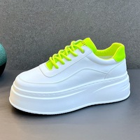Nouvelles Chaussures Blanches Personnalisées au Design de Marque, Tendance et Polyvalentes, Sneakers en Cuir Style Marche pour Homme