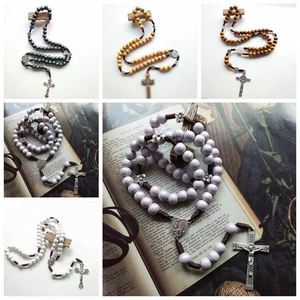 Rosario Religioso con Medalla de San Benito, Cuentas de Madera de 10 mm, Collar con Cruz, Rosarios Católicos - Product Image 3