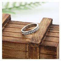 Nouveau 18k Or Cristal Zircon Cercle Anneau Doigt Bijoux Géométrique En Acier Inoxydable Anneau pour Femmes Accessoires