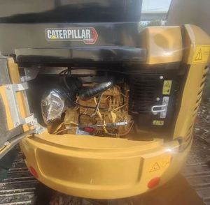 Mini-excavatrice 3 tonnes 3,5 tonnes Caterpillar 303.5 CAT 303 303E 303.5E d'occasion, origine Japon, avec accessoire tarière hydraulique sur chenilles - Product Image 5