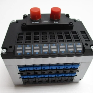 Nuevo controlador de programación PLC especial PAC de automatización industrial CPV-10-GE-DN-8 original, disponible en stock. - Product Image 1