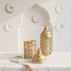 Wholesale <b>Gold</b> Mini Metal Candle Holder <b>Lantern</b> with Removable Lid for Ramadan Home Decoration - Product Image 1