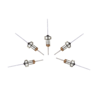Catégorie de produit Répéteur de syntoniseur RF Filtre avec condensateurs traversants soudés Commutateurs RF Réseaux LC & RC