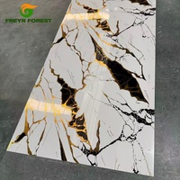 Láminas de PVC Verde Dorado Brillante, Modernas, Resistentes a los Rayos UV, SPC, Impermeables, Fluorescentes, con Aspecto de Mármol, para Cocina, Gimnasio, Hogar, Hotel, Baño, Escaleras