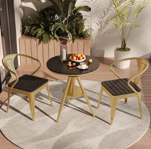 Conjunto de Mesa y Sillas de Madera de Diseño Francés con Altura Ajustable para Comer al Aire Libre en Restaurantes, Hoteles, Centros Comerciales y Cafeterías - Product Image 3