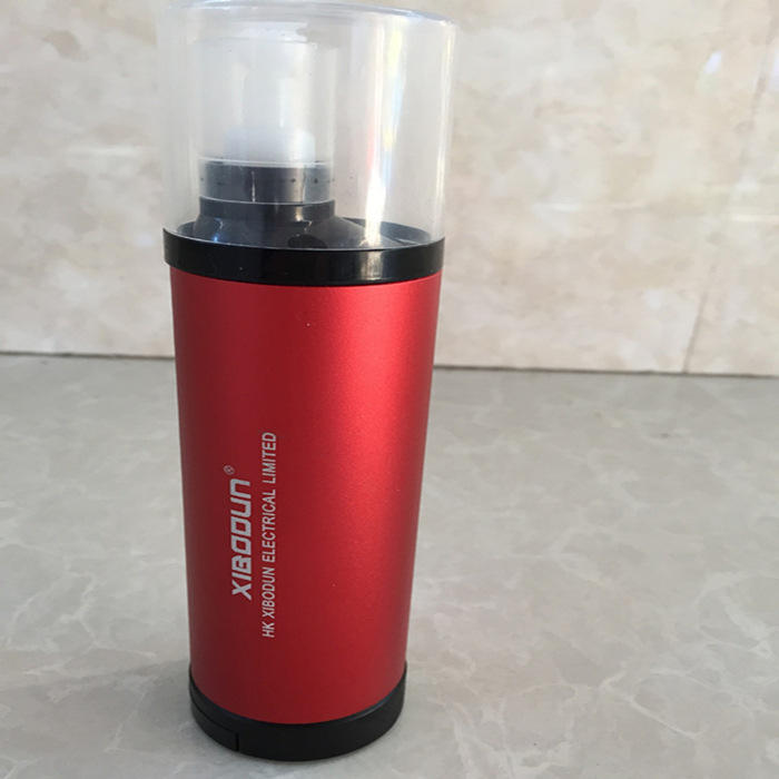 Bâton de lessive portatif rouge