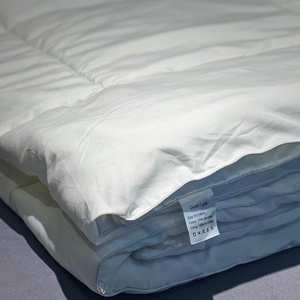 <span class=keywords><strong>Couette</strong></span> en <span class=keywords><strong>polyester</strong></span>, insert de <span class=keywords><strong>couette</strong></span> doux et respirant, qualité hôtelière, garnissage en <span class=keywords><strong>polyester</strong></span>, <span class=keywords><strong>couette</strong></span> légère pour la maison et l'hôtellerie - Product Image 6