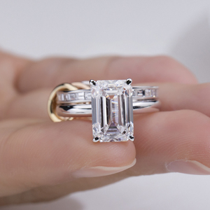 Bague de fiançailles Messi Jewelry MSR-2142 en platine avec diamant de laboratoire taille émeraude - Product Image 3