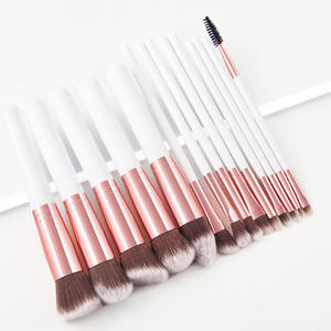 Lot <span class=keywords><strong>de</strong></span> 14 pinceaux <span class=keywords><strong>de</strong></span> <span class=keywords><strong>fond</strong></span> <span class=keywords><strong>de</strong></span> <span class=keywords><strong>teint</strong></span> personnalisés à bas prix pinceaux <span class=keywords><strong>de</strong></span> maquillage avec cheveux synthétiques pour le visage vente en gros - Product Image 4