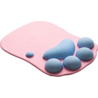 Tapis de souris ergonomique OEM personnalisé, tapis de souris en silicone souple mignon en forme de patte de chat avec repose-poignet, tapis de souris de dessin animé pour le bureau et la maison