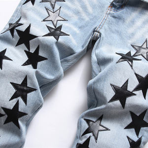 <span class=keywords><strong>Jeans</strong></span> Ajustados Amiris de Alta Calidad con Logotipo de Marca Personalizado al por Mayor, Pantalones Ajustados Elásticos con Parches de Cuero con Estrella Negra para <span class=keywords><strong>Hombre</strong></span> - Product Image 5