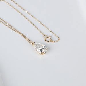 Pendentif en diamant de laboratoire de forme poire de 2,00 carats, platine 950 et or jaune 14K 18K, bijoux de luxe pour fiançailles et mariage - Product Image 4