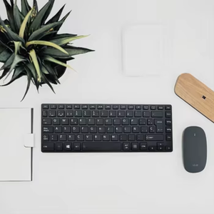 <strong>Replacement</strong> <strong>Keyboard</strong> for <strong>TOSHIBA</strong> C40-B with <strong>Black</strong> Frame - Product Image 4