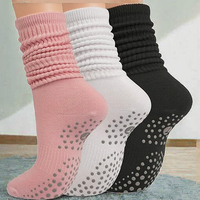 Chaussettes de Pilates OEM en tricot de Spandex/Nylon pour femmes, confortables pour la barre, l'entraînement, le yoga, avec effet froncé et antidérapant