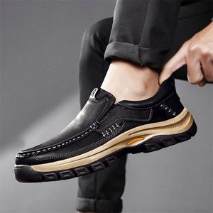 2025 Best-selling Outdoor <b>Work</b> <b>Shoes</b> for Men Slip-on Low-top Casual <b>Shoes</b> <b>Comfortable</b> Non-slip Sneakers - Product Image 4