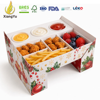 Op maat bedrukte kartonnen serveerdoos met compartimenten voor gefrituurde kip, snacks, sauzen en restaurantcatering