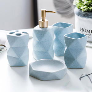 Set di accessori per il bagno della casa dell'hotel rosa opaco nordico all'ingrosso all'ingrosso Set da bagno in ceramica a buon mercato - Product Image 4