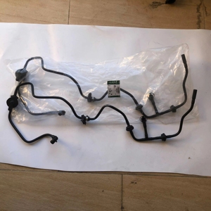 Aplicable a <span class=keywords><strong>Range</strong></span> <span class=keywords><strong>Rover</strong></span> Aurora, Manguera de Salida del Enfriador de Aceite de Transmisión Find God Line Auto Parts Enclave LR061030 - Product Image 3