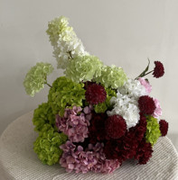 Boule de fleurs artificielle haut de gamme PPS, verte, blanche et bordeaux, pour mariage, décoration de centre de table pour événements
