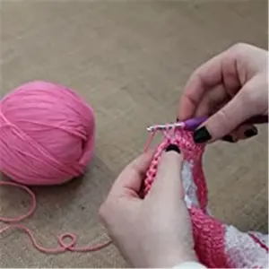 2.8 aiguilles émoussées à grands yeux fil à <span class=keywords><strong>tricoter</strong></span> Plus ensemble de crochets avec étui poignée ergonomique crochets aiguilles Kit de couture - Product Image 6