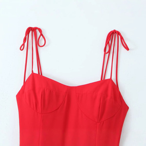 Ingrosso 2025 primavera nuovo prodotto stile europeo e <span class=keywords><strong>americano</strong></span> da donna <span class=keywords><strong>rosso</strong></span> dimagrante cinturino in vita abito lungo - Product Image 4